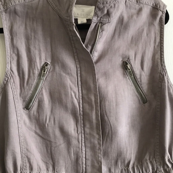 Utility vest - Picture 3 of 6
